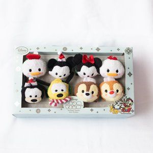 *NWT* Disney Tsum Tsum Holiday Series Set